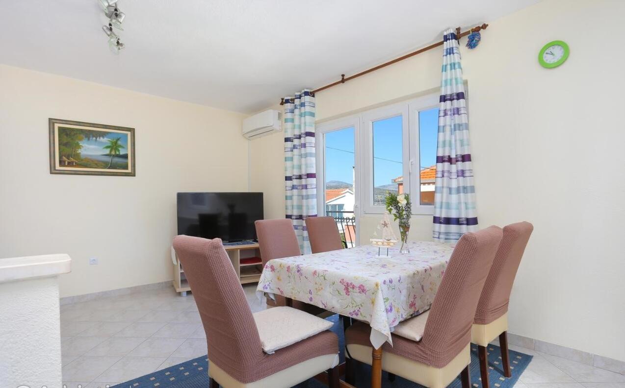 Katja Apartment Trogir Bagian luar foto